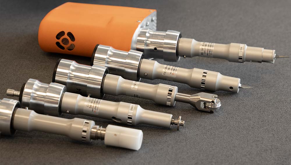 The Kongsberg Entro 20 comes fully equipped with all the tools you need to handle a wide variety of materials