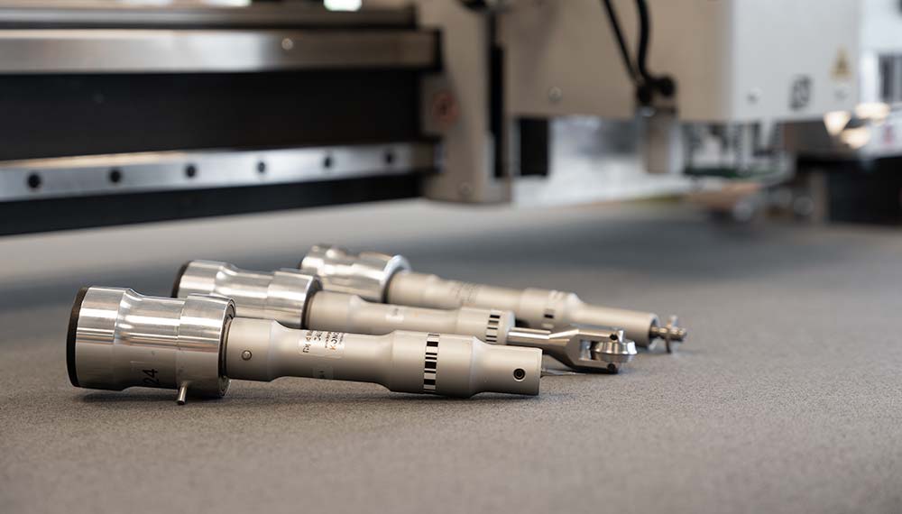 The Kongsberg Entro 24 comes fully equipped with all the tools you need to handle a wide variety of materials