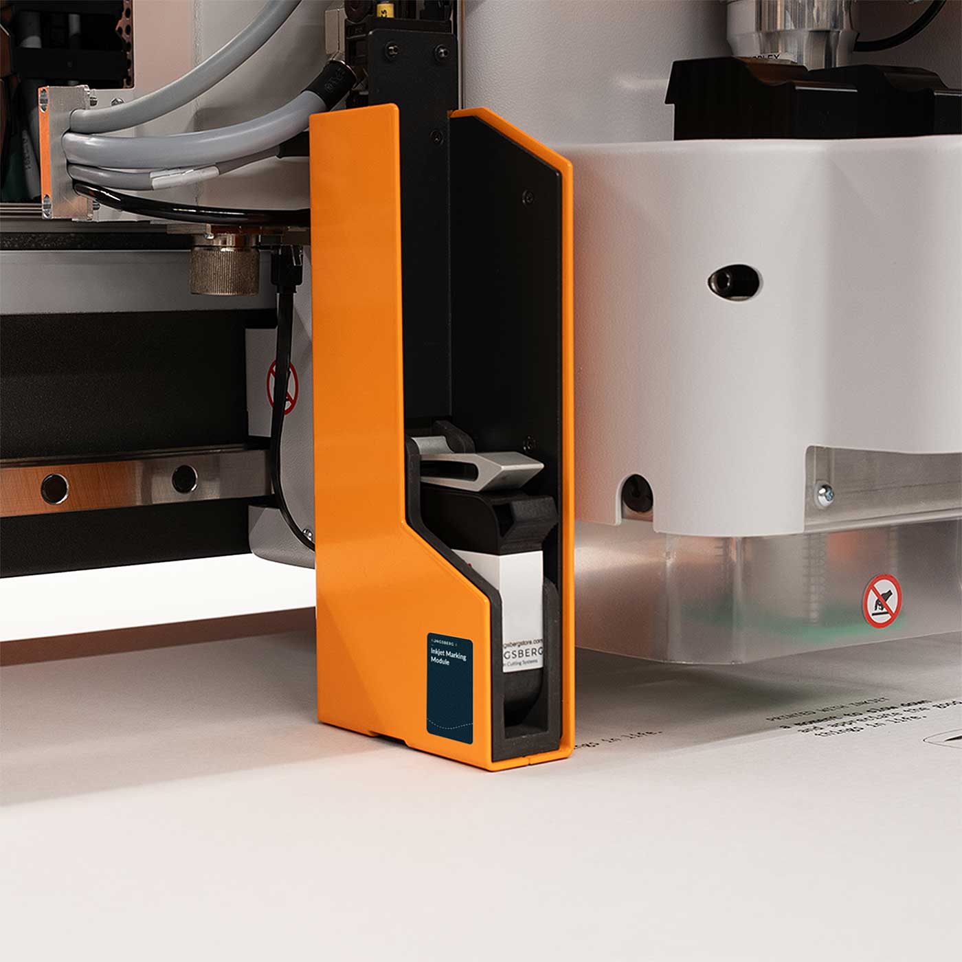 Integrierte Kennzeichnung für Produktionsworkflows mit dem Inkjet Marking Module